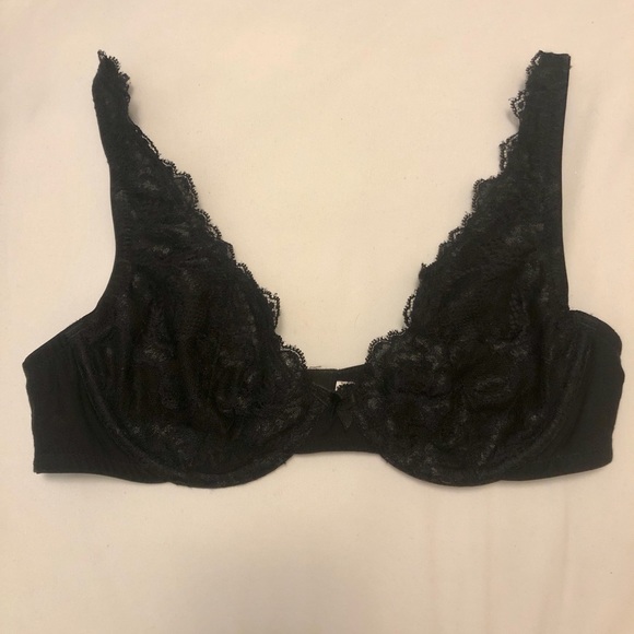 Felina Lush Lace full busted underwire bra. Size 32C - Picture 2 of 5